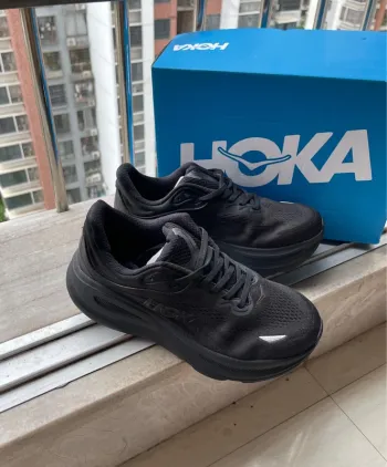 Używany Hoka Chaussure taille 42 bike