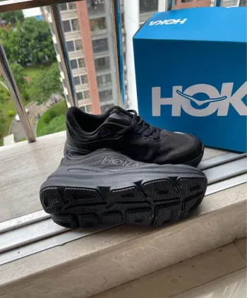 Used Hoka Chaussure taille 42 bike — image 7 of 7