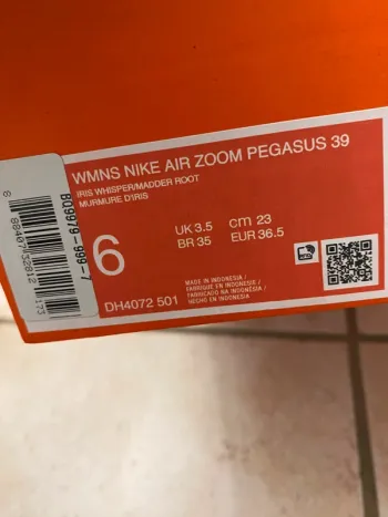Used Pegasus Nike Air Zoom 39 bike — image 7 of 7