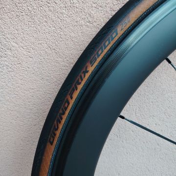 Used CSC Full Carbon Front Wheel 2026 bike — image 2 of 7