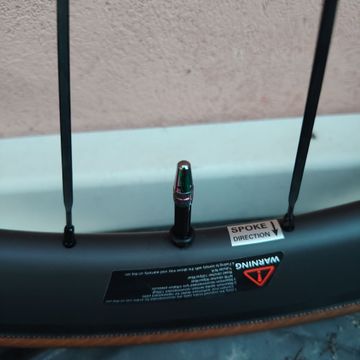 Used CSC Full Carbon Front Wheel 2026 bike — image 4 of 7