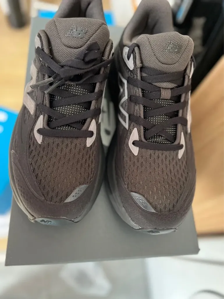 Used New Balance Fresh Foam bike — image 6 of 7