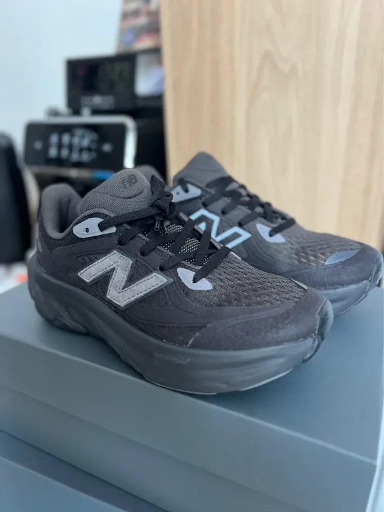 Used New Balance Fresh Foam bike — image 7 of 7