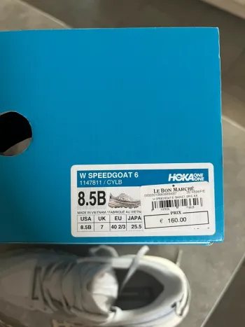Used Hoka Speedgoat 6 bike — image 2 of 5