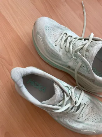 Hoka Clifton 10 bike usato — immagine 6 di 6