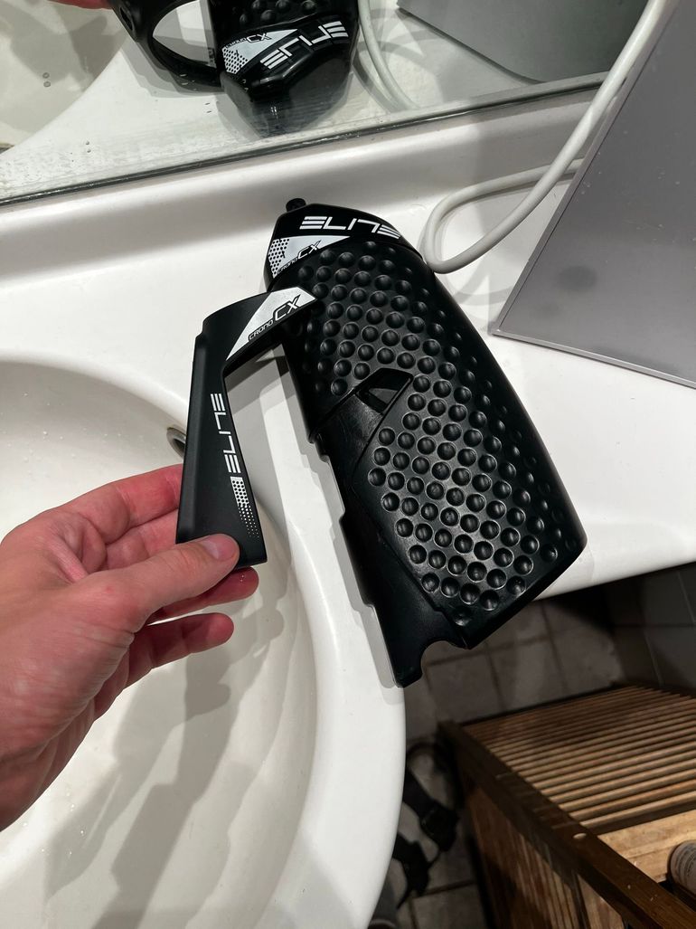 Brugt Elite Bottle and Cage bike — billede 2 af 2