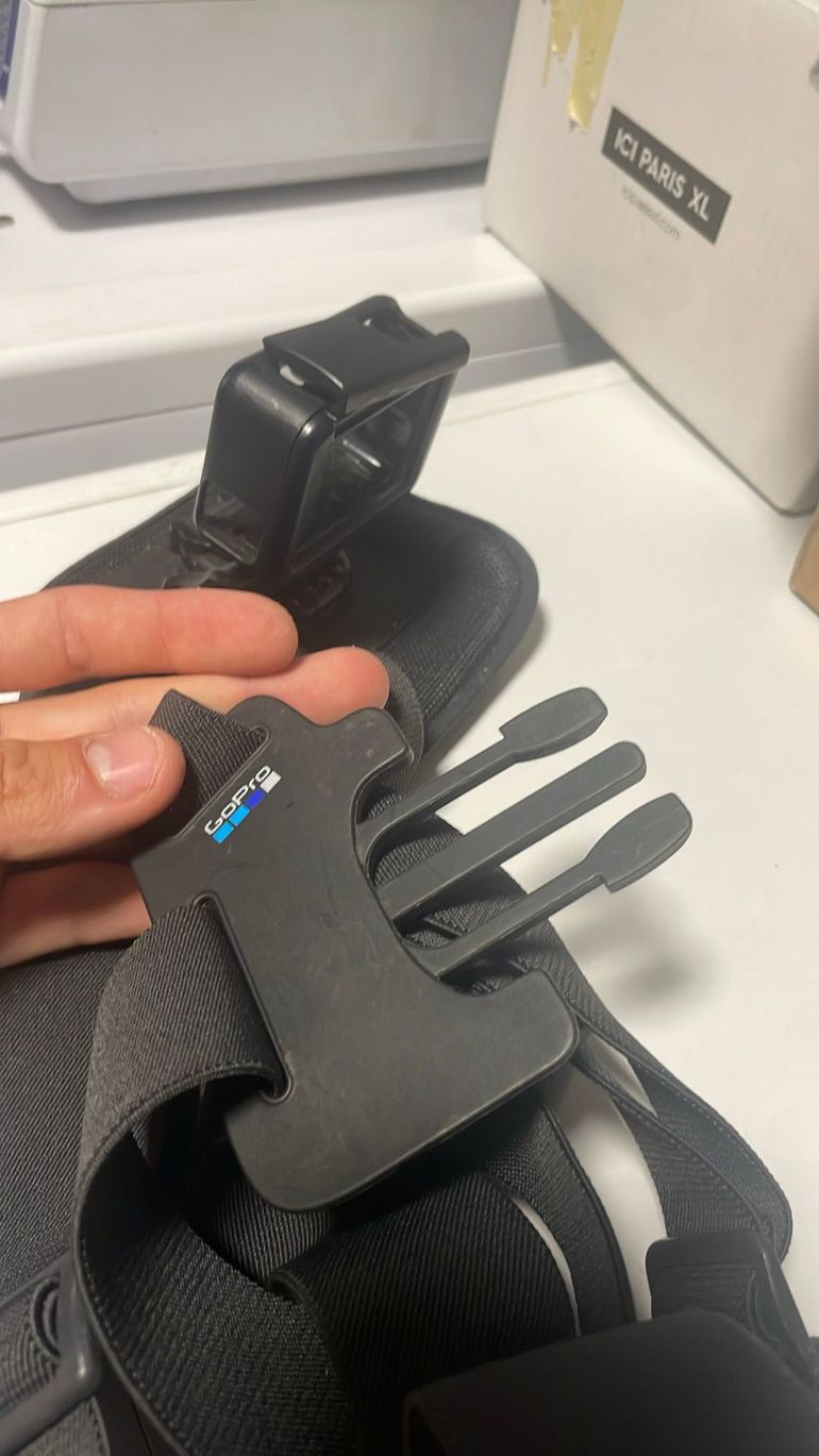 Used GoPro Hero 7 bike — image 6 of 6