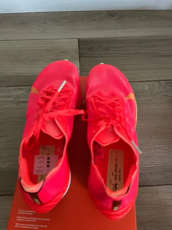 Použité Orange ZoomX Vaporfly Next%4 bike — obrázek 7 z 9