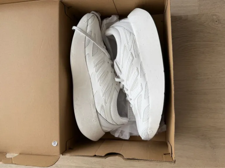 Used Adidas Adizero Aruku bike — image 2 of 4
