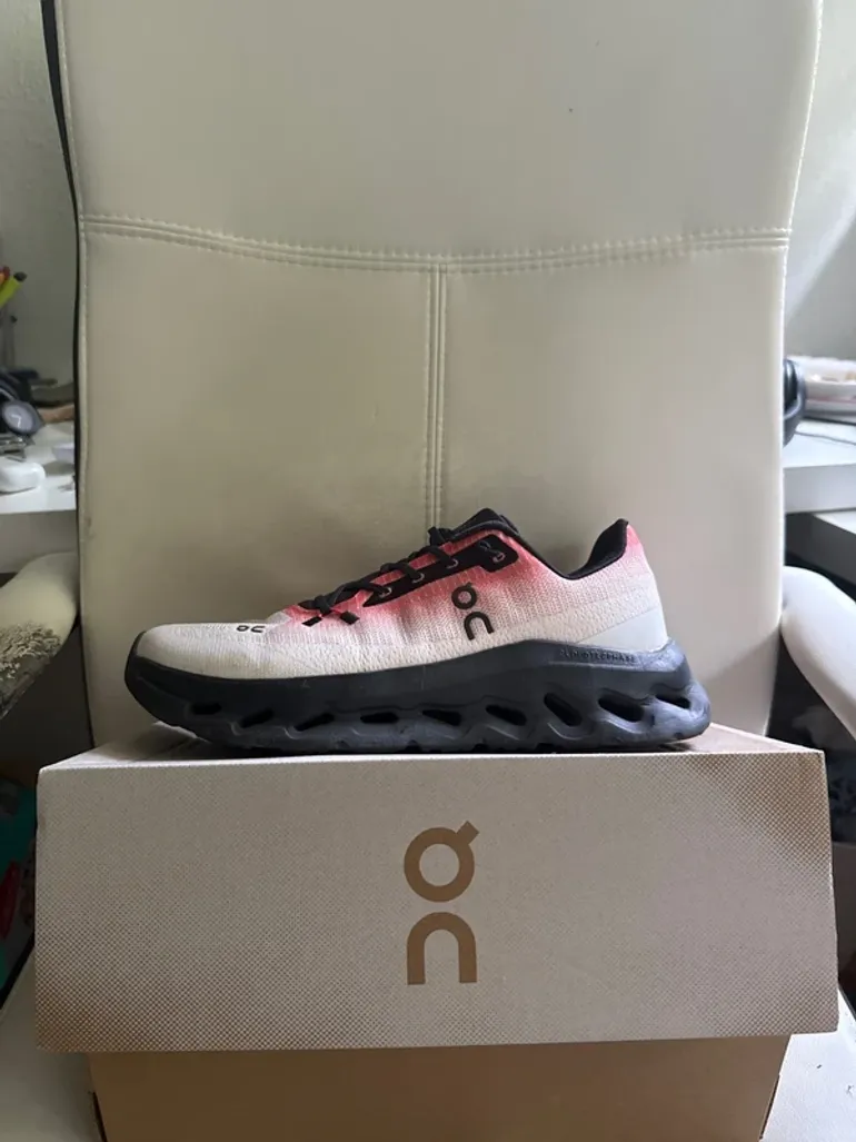 Used On Running Cloud bike — image 4 of 4