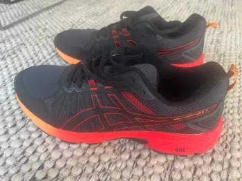 Used Asics Gel Venture 7 bike