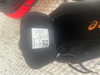 Used Asics Gel Venture 7 bike — image 3 of 4