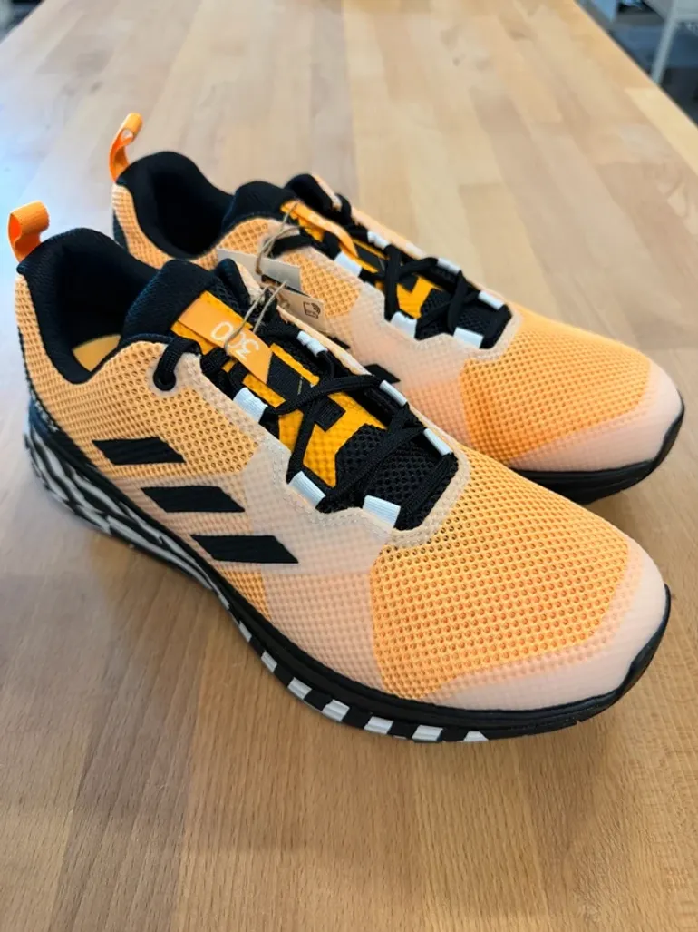 Used Adidas Terrex Two bike — image 3 of 9