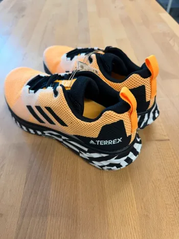 Used Adidas Terrex Two bike — image 5 of 9