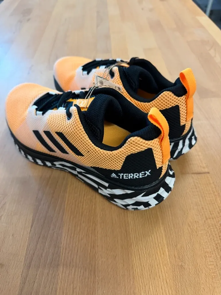 Used Adidas Terrex Two bike — image 5 of 9