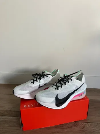 Used Hyper Vaporfly next%4 bike