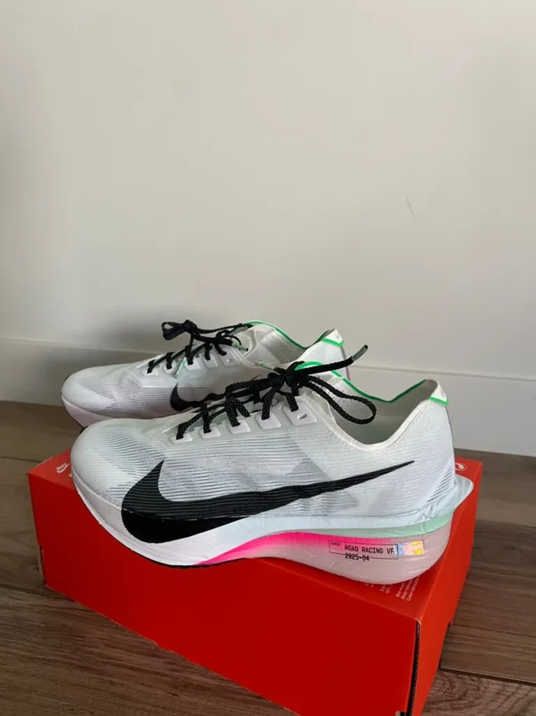 Hyper Vaporfly next%4 bike d'occasion — image 2 sur 8