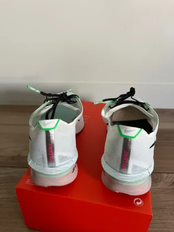 Hyper Vaporfly next%4 bike d'occasion — image 3 sur 8