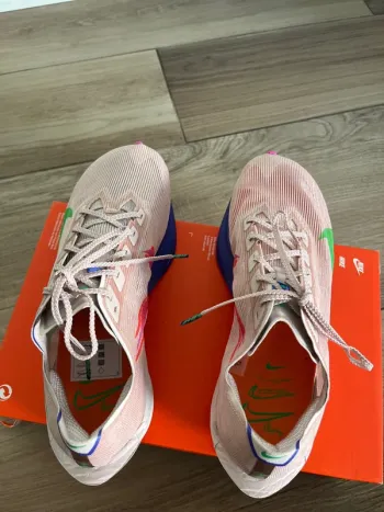 Použité Nike Vaporfly Next%4 bike — obrázek 6 z 8
