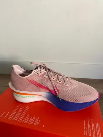 Použité Nike Vaporfly Next%4 bike — obrázek 4 z 8