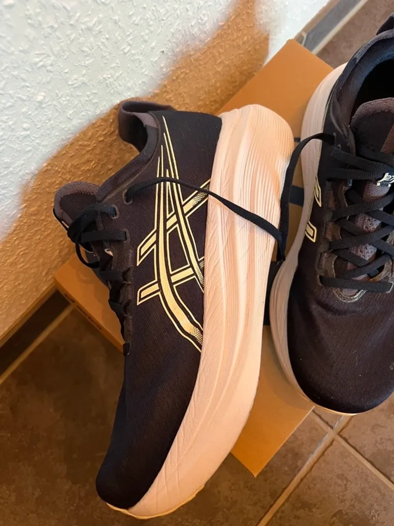 Asics Gel-Nimbus 27 bike usato — immagine 4 di 14