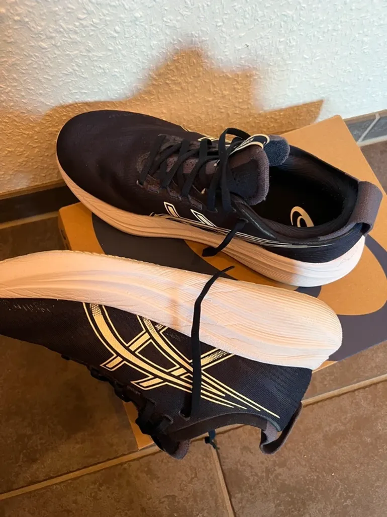 Asics Gel-Nimbus 27 bike usato — immagine 11 di 14