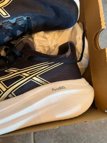 Asics Gel-Nimbus 27 bike usato — immagine 13 di 14