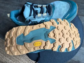 Used New Balance Trail Hierro V9 bike — image 3 of 9