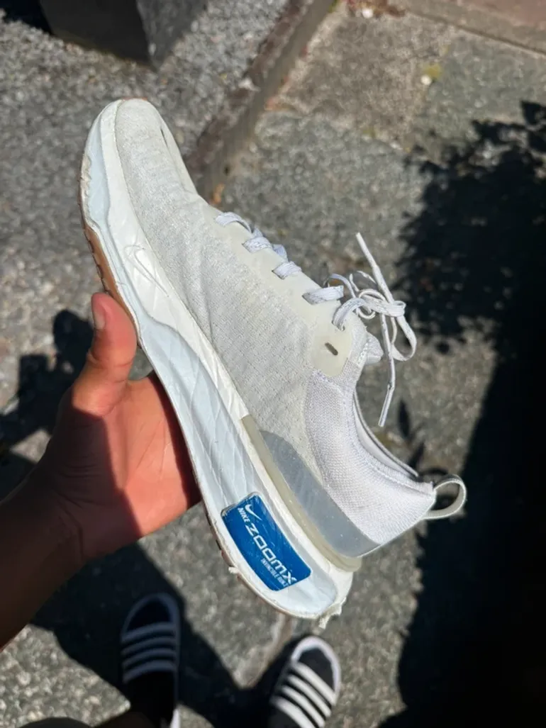 Used Nike Zoom X Invincible Run 3 bike — image 3 of 7