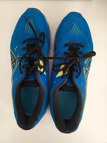 Gebrauchtes Asics Running shoes bike