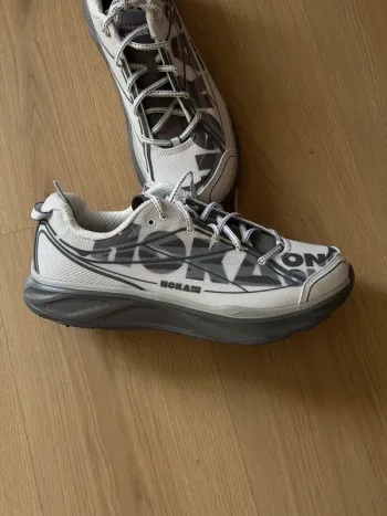 Gebrauchtes Hoka Running shoes bike
