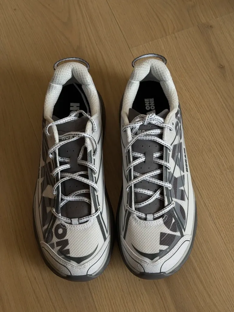 Used Hoka Running shoes bike — image 5 of 5