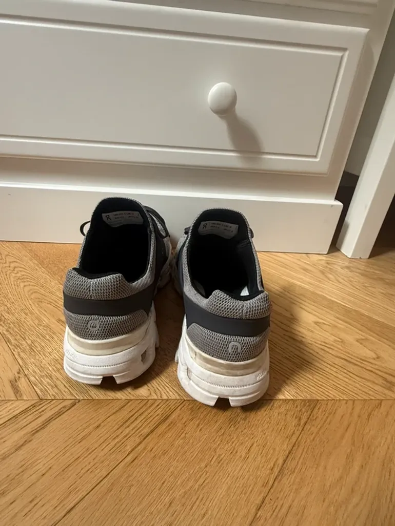 On Running Cloud Swift bike d'occasion — image 5 sur 6