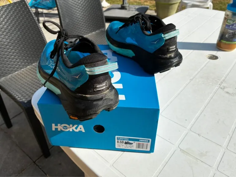 Used Hoka Mafate 5 bike — image 7 of 8