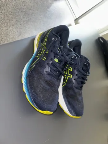 Used Asics Scarpe 42, 5 bike