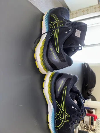 Used Asics Scarpe 42, 5 bike — image 6 of 6