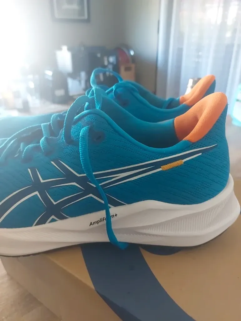 Brugt Asics Versablast 4 bike — billede 4 af 9