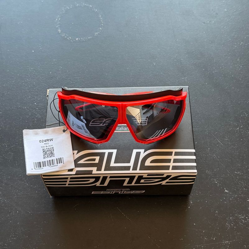 Käytetty SALICE RED RW Black// NEW!! 50% OFF!! 2025 Cycling Accessories