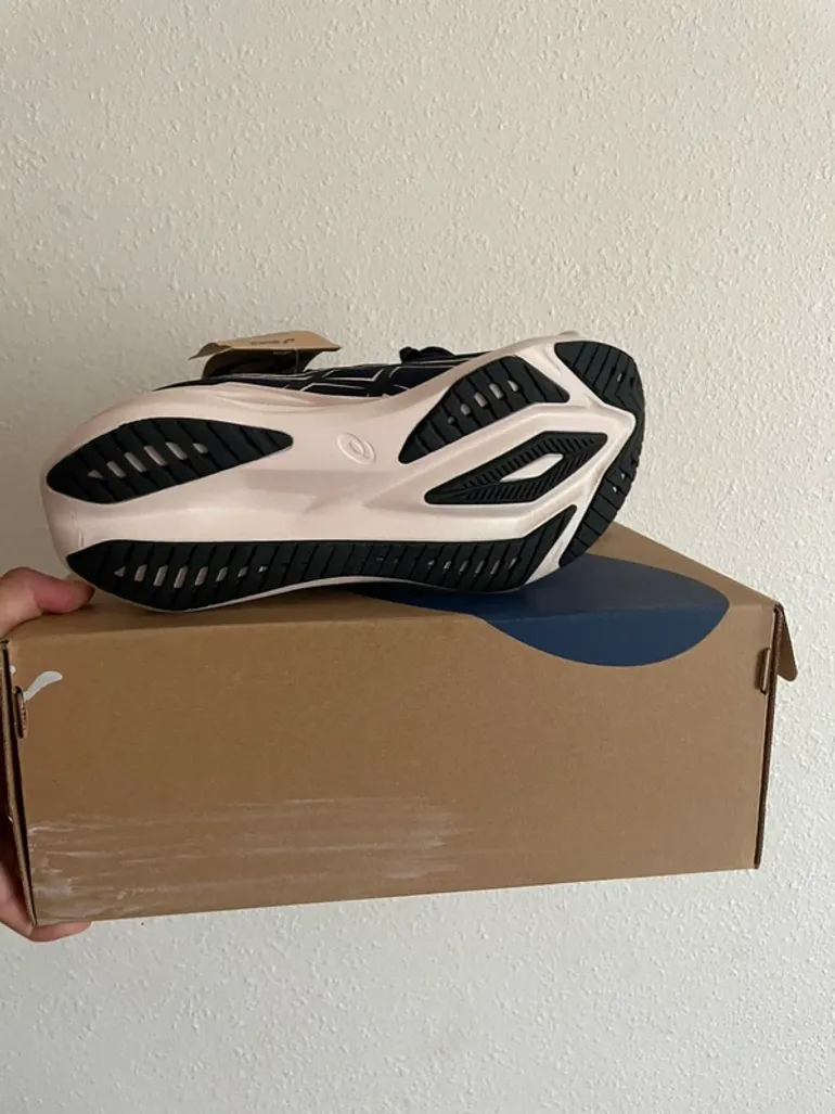 Asics versablast 4 bike usato — immagine 3 di 10