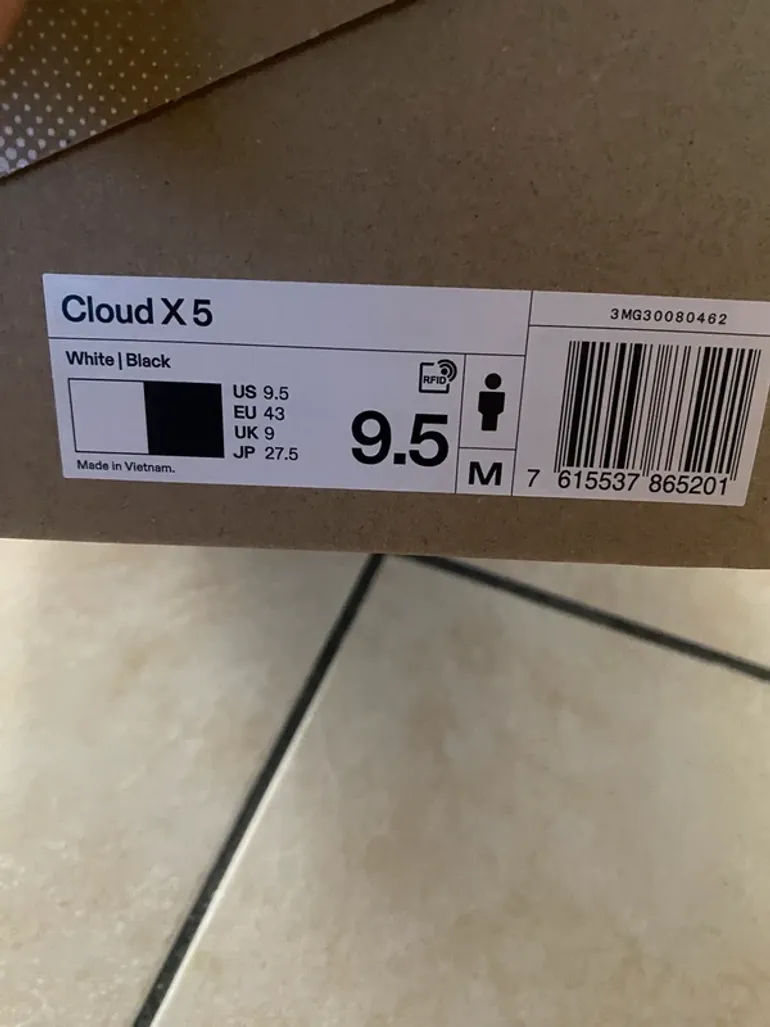 On Running Cloud X5 bike d'occasion — image 9 sur 9