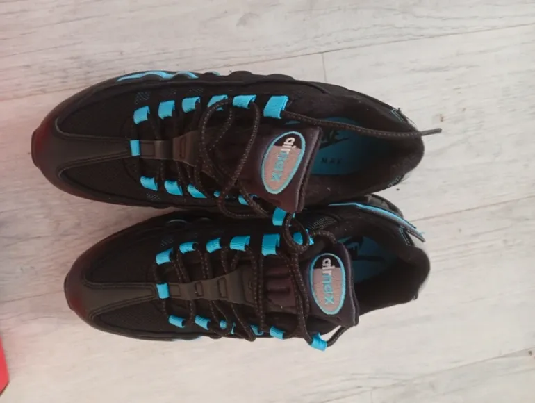 Used Nike Air Max bike — image 2 of 3