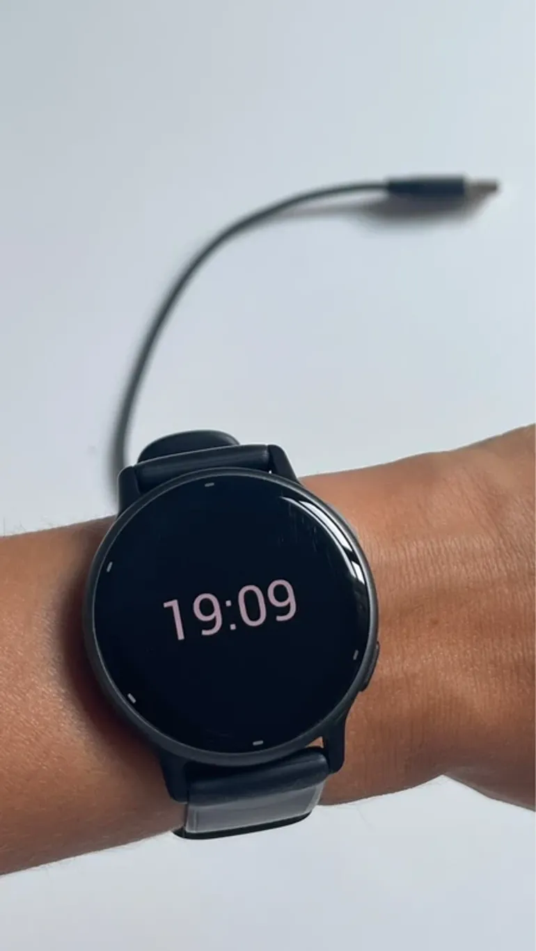 Used Garmin Vivoactive 5 bike — image 2 of 8