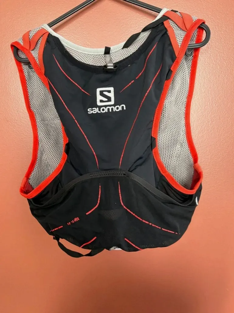 Použité Salomon Gilet d'hydratation bike — obrázek 2 z 11