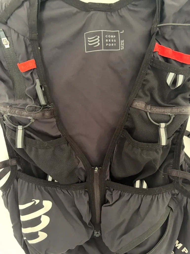 Použité Compressport Ultrun S Pack Evo 15 bike — obrázek 4 z 4