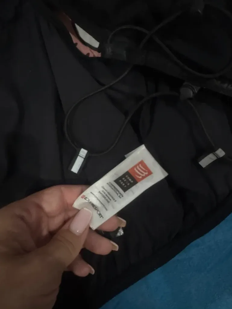 Použité Compressport Hydration Vest bike — obrázek 3 z 7