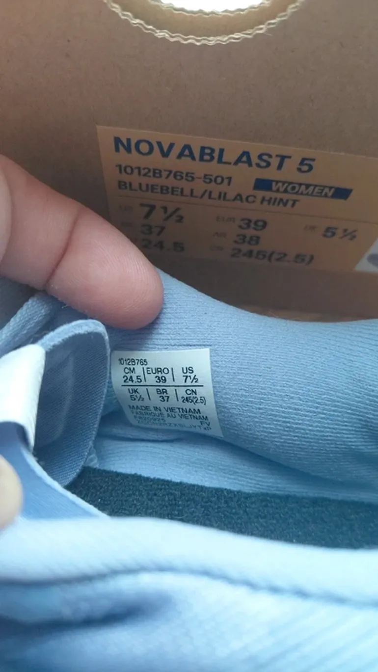 Gebrauchtes Asics Novablast 5 bike — Bild 6 von 6