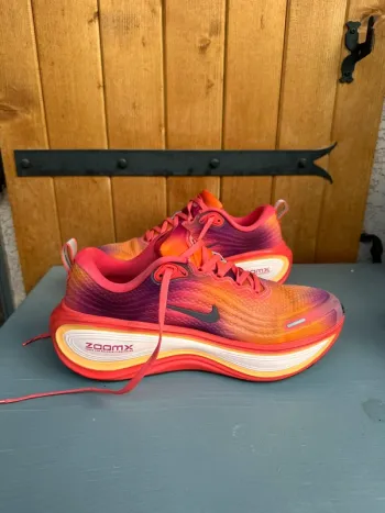 Brugt Nike Vomero Plus bike — billede 3 af 10