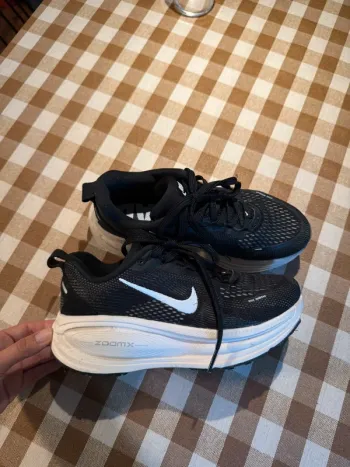 Brugt Nike Vomero 18 bike