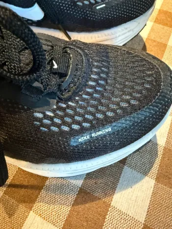 Brugt Nike Vomero 18 bike — billede 3 af 4