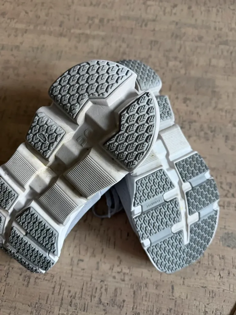 Used On Running Cloudflyer bike — image 3 of 7